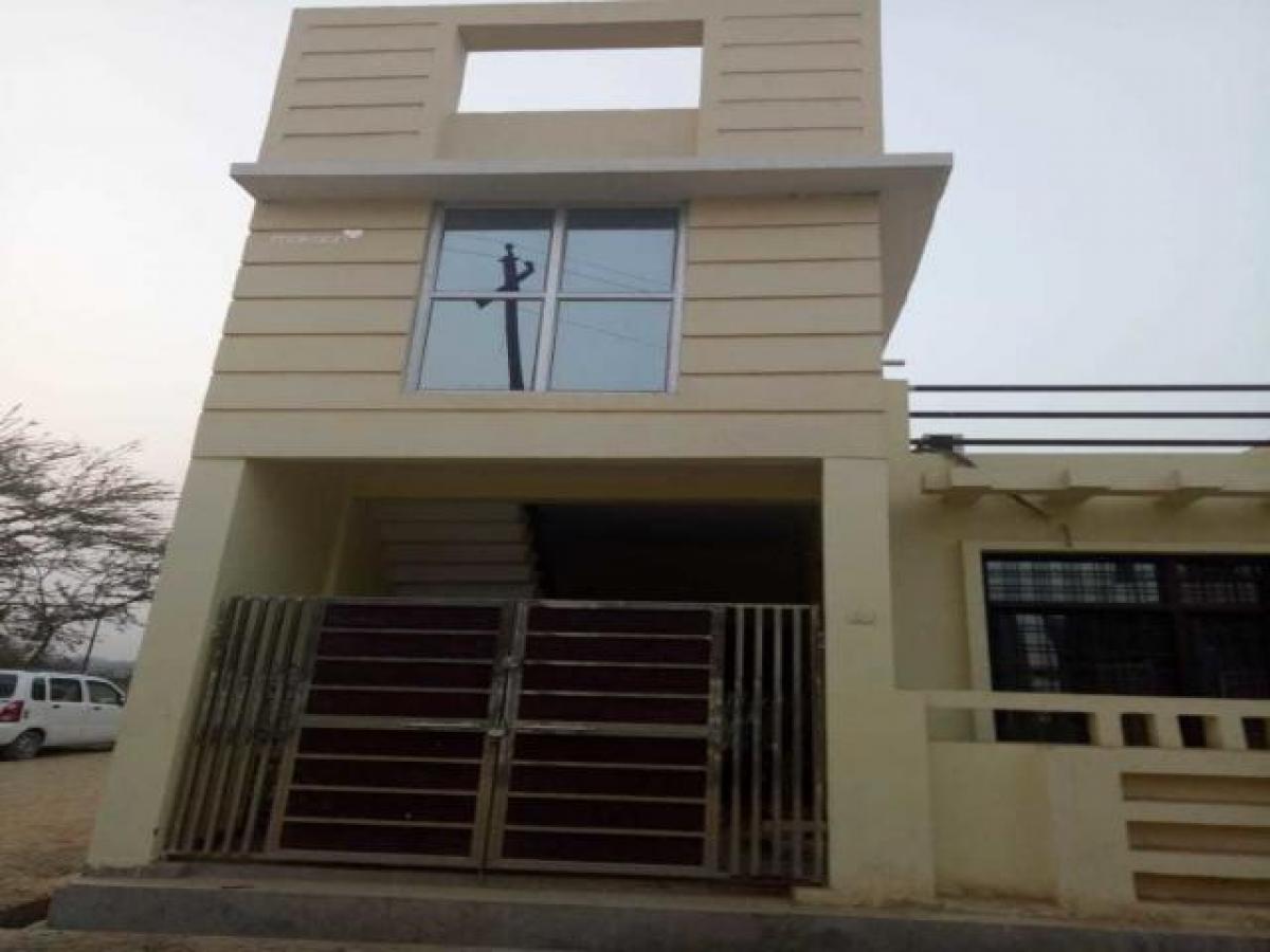 2 bedrooms House in Lucknow, India No. 19968