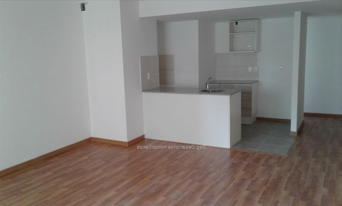 2 bedrooms Apartment in Montevideo, Uruguay No. 2132