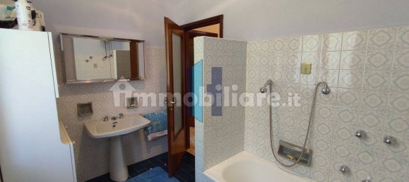 3 Schlafzimmer Villa in Serle, Italy, Nr. 135039 26