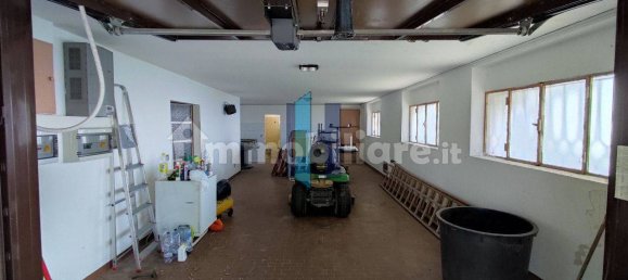 3 Schlafzimmer Villa in Serle, Italy, Nr. 135039 32