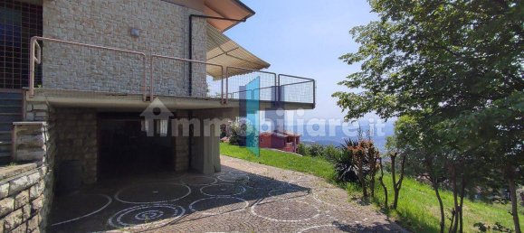3 Schlafzimmer Villa in Serle, Italy, Nr. 135039 2