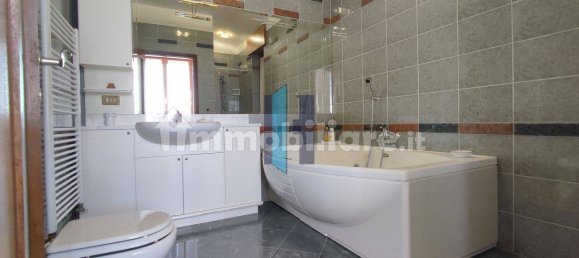 3 Schlafzimmer Villa in Serle, Italy, Nr. 135039 18