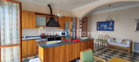 3 Schlafzimmer Villa in Serle, Italy, Nr. 135039 7
