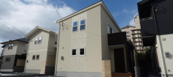 3 bedrooms House in Oita, Japan No. 3911 2