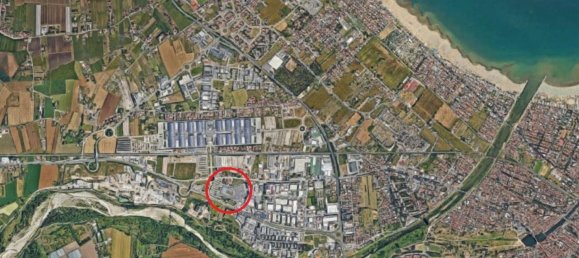 233m² Commercial property in Rimini, Italy No. 374025 8