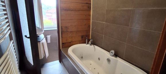 4 rooms Apartment in Pino Torinese, Italy No. 276270 6