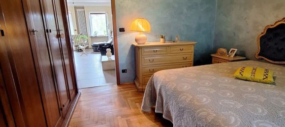 4 rooms Apartment in Pino Torinese, Italy No. 276270 9