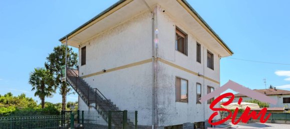 2 bedrooms Villa in Garbagna Novarese, Italy No. 296387 5