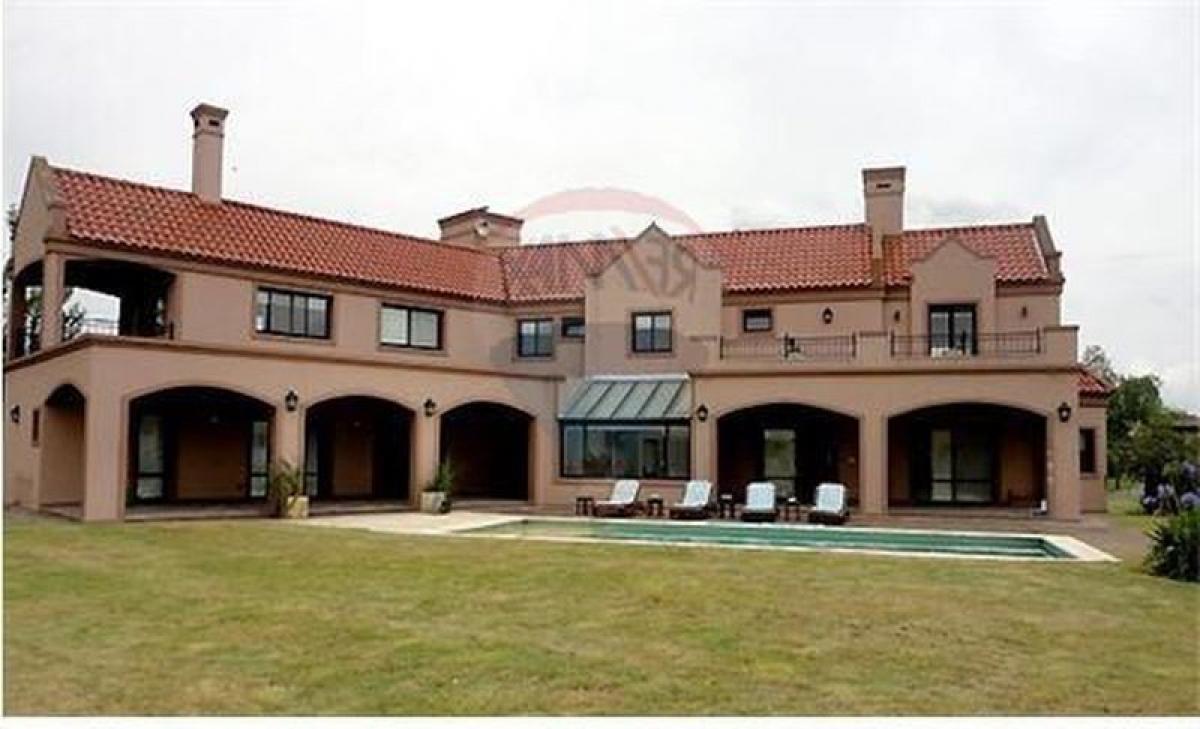 4 bedrooms House in San Vicente, Argentina No. 82125