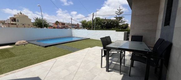 3 غرف نوم تاون هاوس في Torrevieja, Spain رقم 190798 6