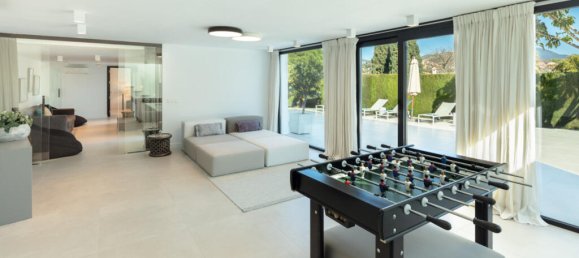 4 Schlafzimmer Villa in Marbella, Spain, Nr. 30614 21