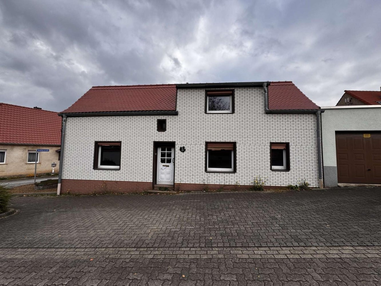 Casa de 4 divisões em Salzlandkreis, Germany N.º 10941