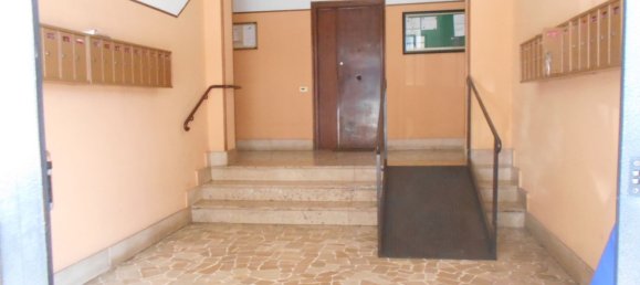 3 rooms Apartment in Pozzuoli, Italy No. 162595 3