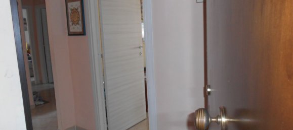 3 rooms Apartment in Pozzuoli, Italy No. 162595 5