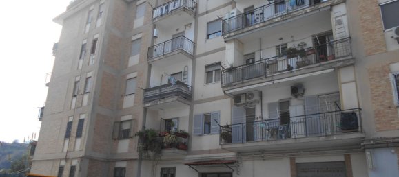 3 rooms Apartment in Pozzuoli, Italy No. 162595 22