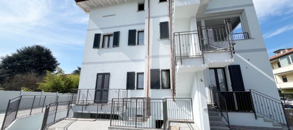 2غرفة شقة في Seregno, Italy رقم 115789 19