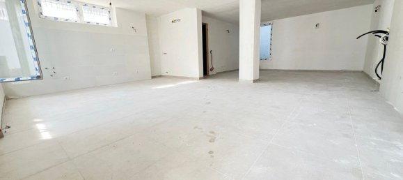 2غرفة شقة في Seregno, Italy رقم 115789 2