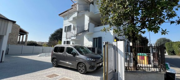 2غرفة شقة في Seregno, Italy رقم 115789 3