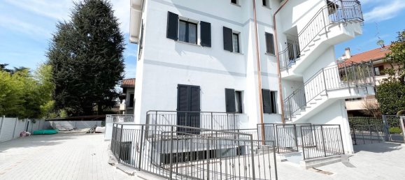 2غرفة شقة في Seregno, Italy رقم 115789 23