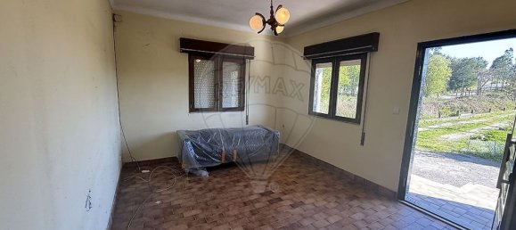 3 bedrooms House in Turiz, Portugal No. 43323 10