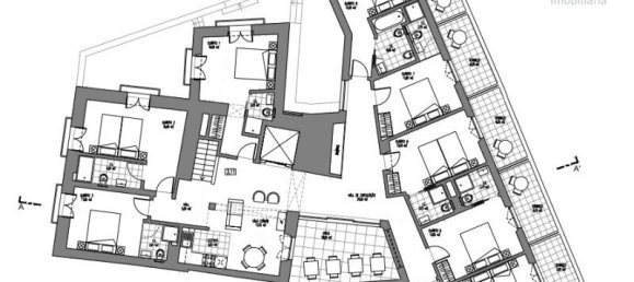 263m² Building in Faro, Portugal No. 144317 15