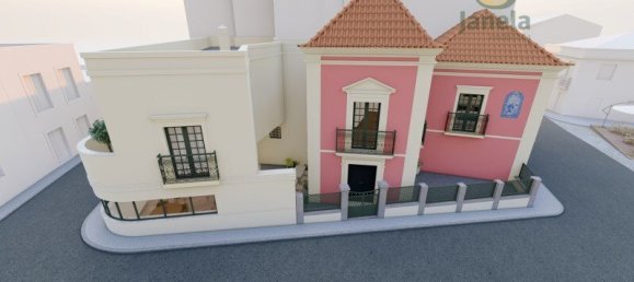 263m² Building in Faro, Portugal No. 144317 11