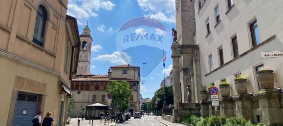 Gewerbliche Immobilie in Bergamo, Italy 70m², Nr. 55063 8