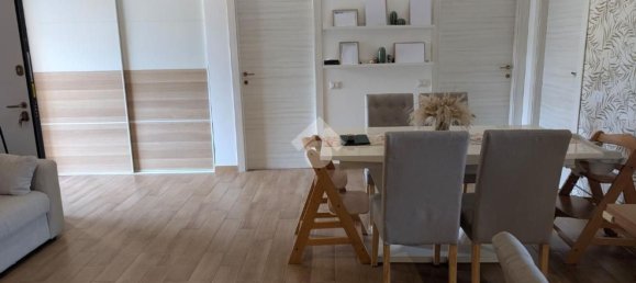 Квартира с 3 спальнями в Рим, Италия № 339960 3