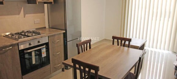 2 bedrooms Apartment in Pembroke, Malta No. 9919 2