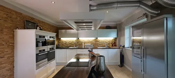 9 rooms Commercial property in Pinneberg, Germany No. 64676 4