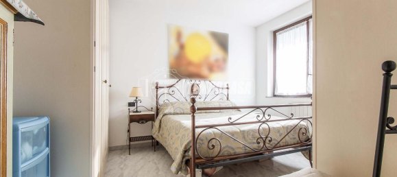 3 rooms Apartment in Garbagnate Milanese, Italy No. 11633 8