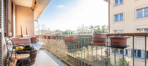 3 rooms Apartment in Garbagnate Milanese, Italy No. 11633 2