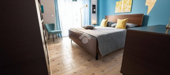 3 chambres Appartement à Naples, Italy No. 322541 7