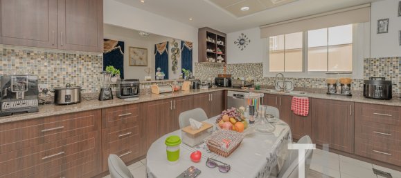 5 chambres Villa à Mudon, UAE No. 31376 8