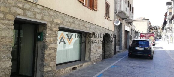 عقار تجاري في Chatillon, Italy 45متر مربع رقم 83630 2