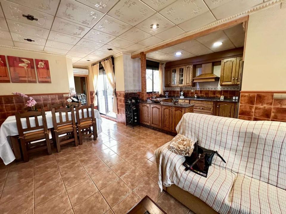 3 bedrooms Townhouse in Pinoso, Spain No. 274739