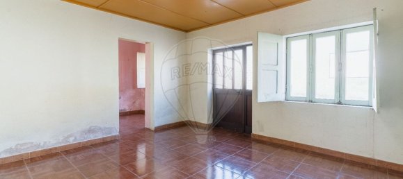 2 Schlafzimmer Haus in Oliveira do Bairro, Portugal, Nr. 39986 4