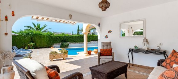 4 bedrooms Villa in Moraira, Spain No. 143606 3