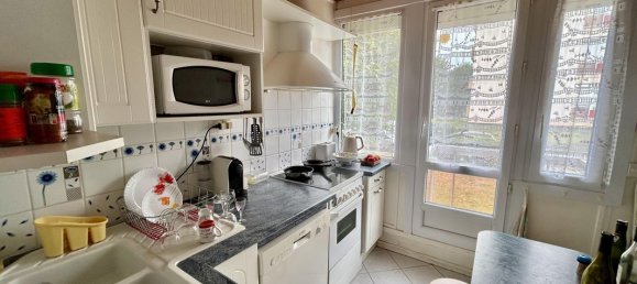 2 bedrooms Apartment in Saint-Aubin-les-Elbeuf, France No. 356985 4