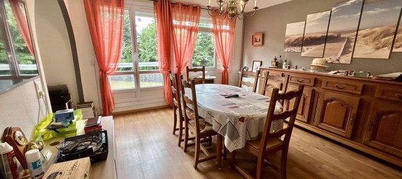 2 bedrooms Apartment in Saint-Aubin-les-Elbeuf, France No. 356985 2