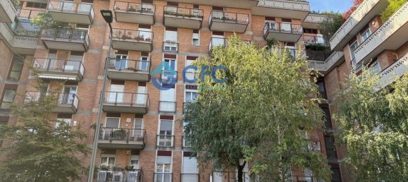 14m² Garage in Milan, Italy No. 359031 17