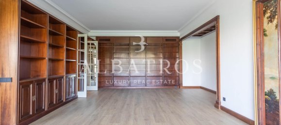 6 bedrooms Apartment in Barcelona, Spain No. 87440 18