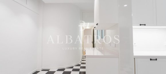 6 bedrooms Apartment in Barcelona, Spain No. 87440 30