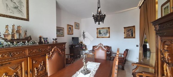 3-salle Appartement à Magenta, Italy No. 133401 7