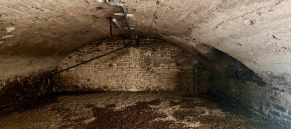 Casa de 4 dormitorios en Rhone, France No. 200539 16