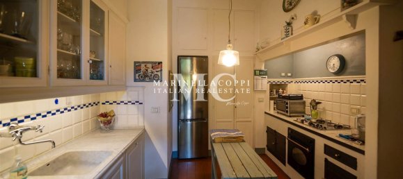 7-Zimmer Villa in Florence, Italy, Nr. 189757 18