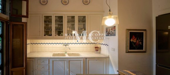 7-Zimmer Villa in Florence, Italy, Nr. 189757 17