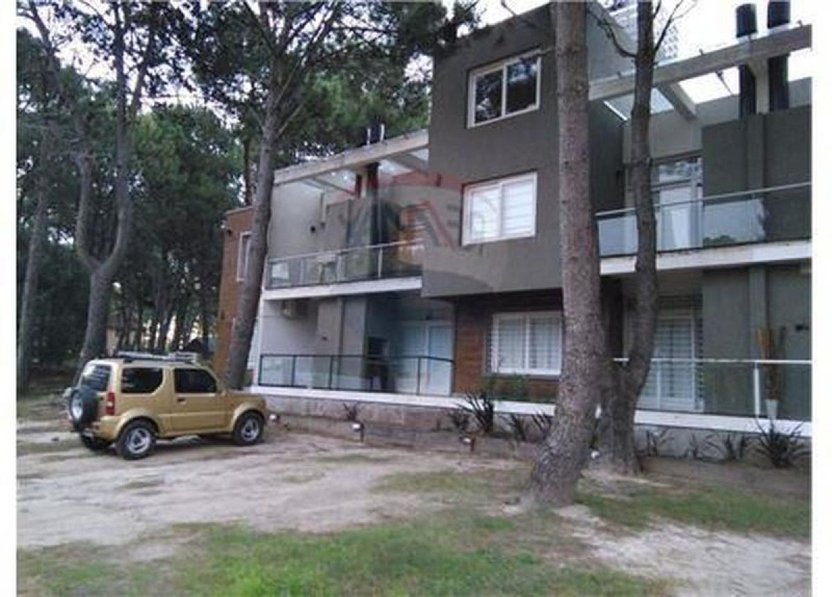 2 bedrooms Apartment in Mar del Plata, Argentina No. 72172