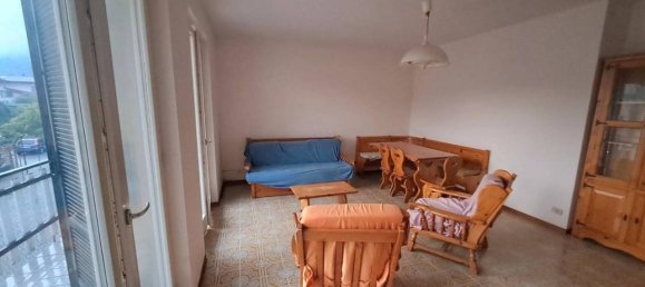 3-salle Appartement à Domaso, Italy No. 28754 2
