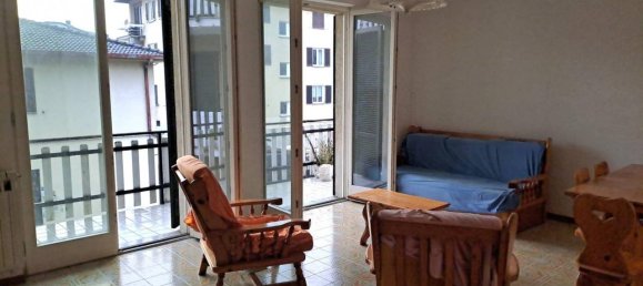 3-salle Appartement à Domaso, Italy No. 28754 3